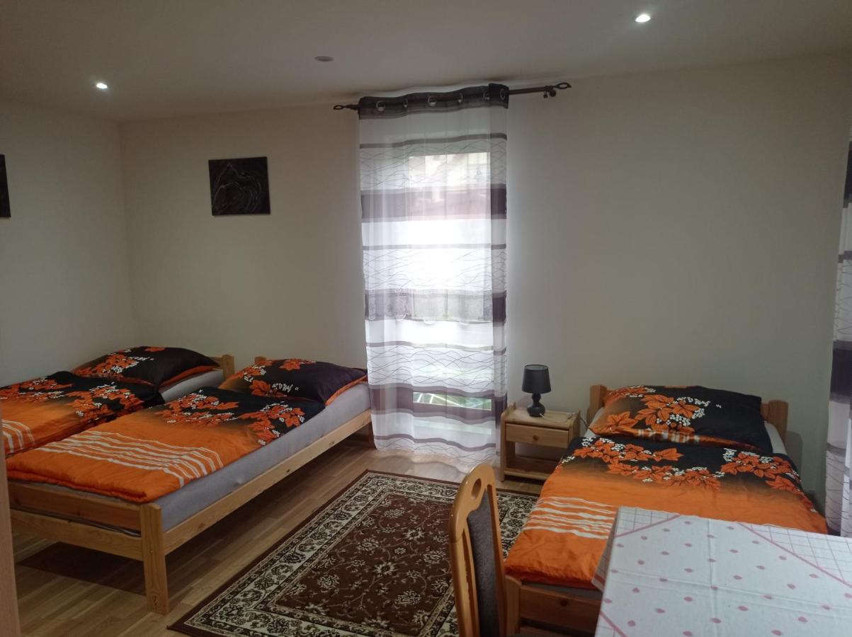Penzion Sarka Hotell Štrba Eksteriør bilde